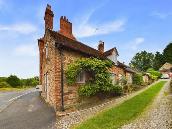 The Old Post Office, Main Street, Ticknall, DE73 7JZ