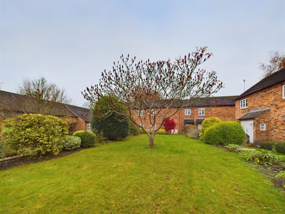 Hayes Farm Court, Ticknall, DE73 7JE